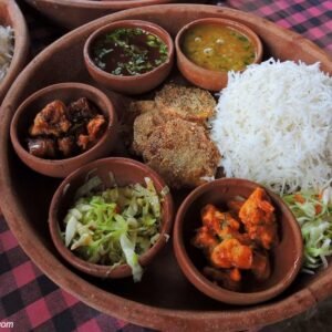 Vegetarian Thali (Hemnonili)